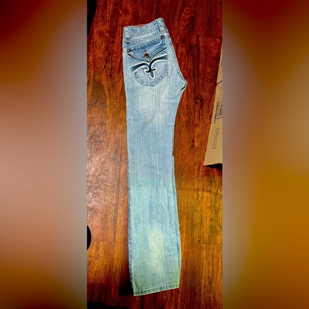 Rock Revival WMNS 29